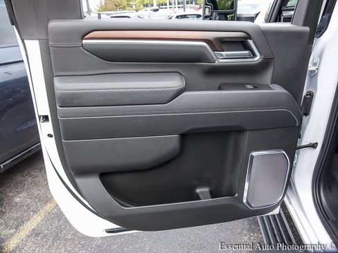 Certified 2025 GMC Sierra 2500 Denali w/ Denali Reserve Package image 23