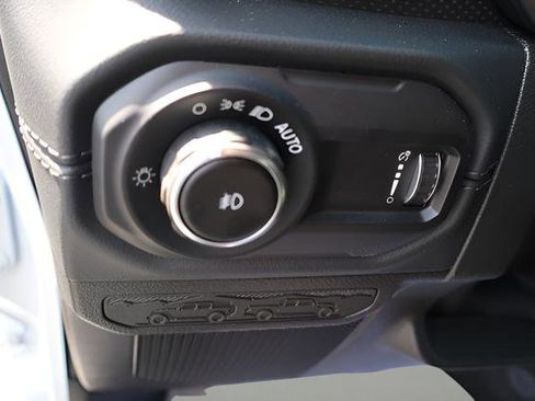 New 2026 Jeep Wrangler Unlimited Rubicon image 17