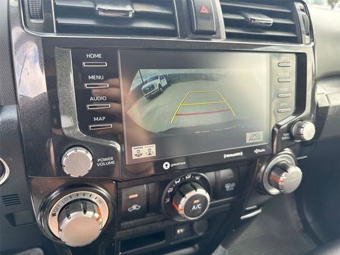 Used 2022 Toyota 4Runner TRD Off-Road Premium AWD/4WD image 24