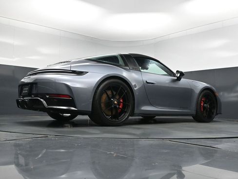 Certified 2026 Porsche 911 Targa 4 GTS w/ Premium Package AWD/4WD image 27
