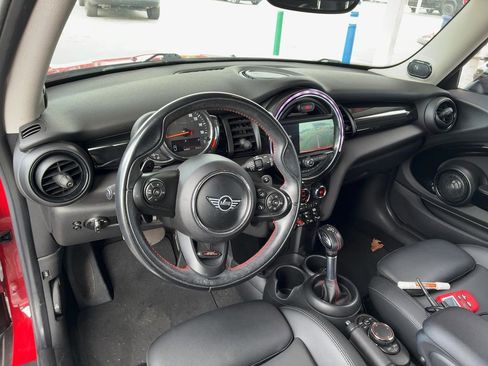 Used 2019 MINI Cooper S w/ Premium Package image 4