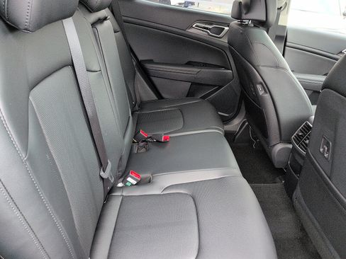 New 2026 Kia Sportage EX image 8