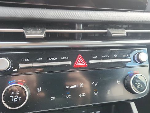 Used 2025 Hyundai Tucson SEL AWD/4WD image 18