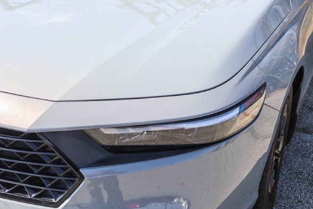 Used 2025 Honda Accord SE image 6