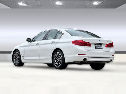 Used 2018 BMW 530i RWD image 3