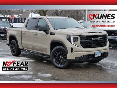 Used 2022 GMC Sierra 1500 Elevation w/ LPO, Elevation Black Package