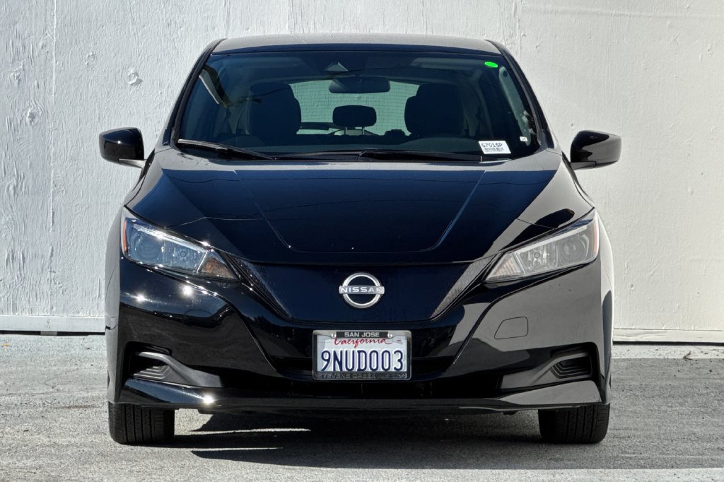 Used 2025 Nissan Leaf S FWD image 8