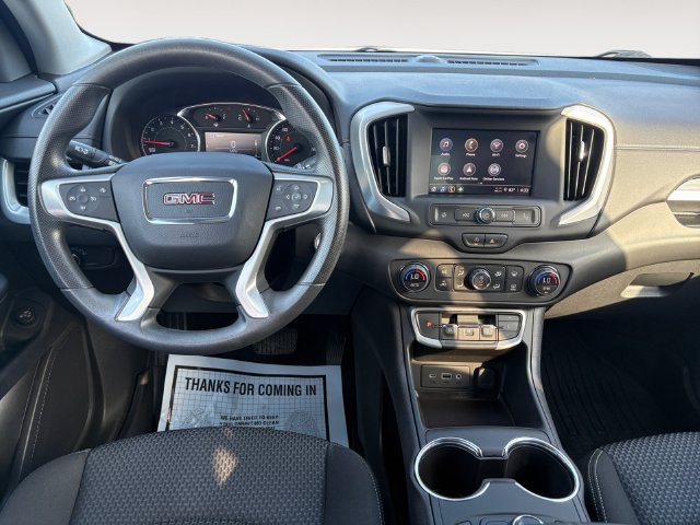 Used 2024 GMC Terrain SLE w/ Driver Convenience Package FWD image 10