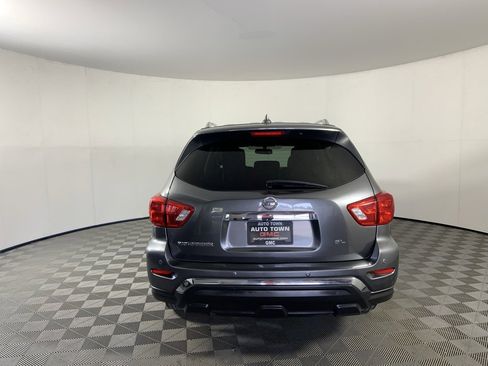 Used 2019 Nissan Pathfinder SL image 8