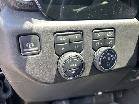 Used 2025 Chevrolet Silverado 2500 LTZ w/ Trail Boss Package AWD/4WD image 28