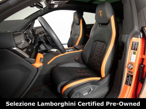 Used 2025 Lamborghini Urus SE image 35
