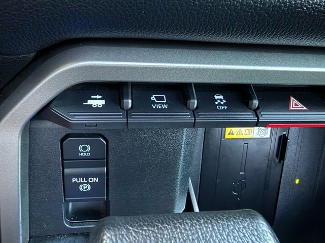 Used 2022 Toyota Tundra Limited AWD/4WD image 23