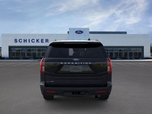 New 2026 Ford Expedition Active image 5