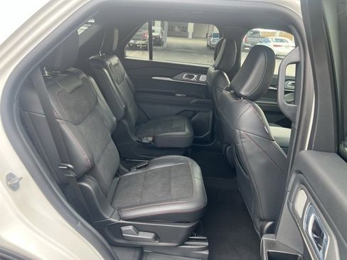 New 2026 Ford Explorer ST w/ Sun And Sound Package image 18