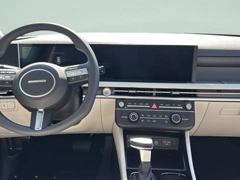 New 2026 Hyundai Tucson SE AWD/4WD image 9