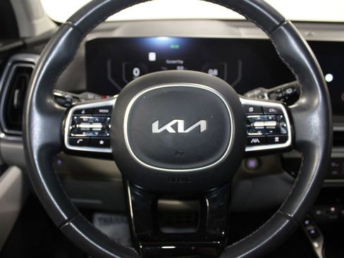 Used 2024 Kia Sorento SX image 37