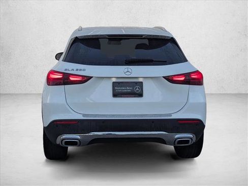 Used 2025 Mercedes-Benz GLA 250 image 7