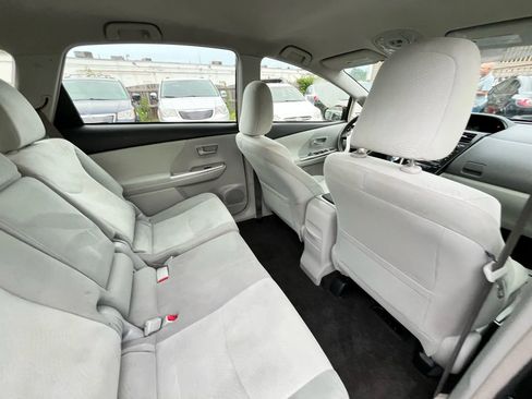 Used 2012 Toyota Prius V Three FWD image 27