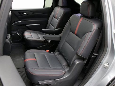 Certified 2024 Chevrolet Traverse RS w/ LPO, Floor Liner Package image 13