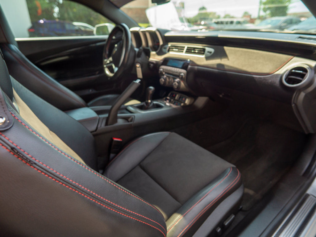Used 2012 Chevrolet Camaro ZL1 RWD image 25