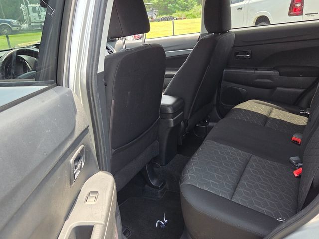 Used 2021 Mitsubishi Outlander Sport ES FWD image 7