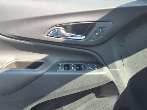 Used 2024 Chevrolet Equinox LT w/ LPO, Floor Liner Package FWD image 23