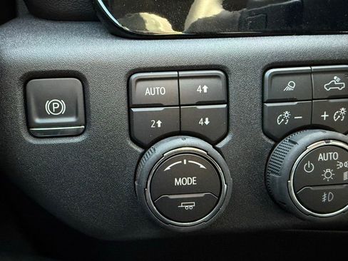 New 2026 Chevrolet Silverado 1500 LTZ w/ LTZ Premium Package image 29