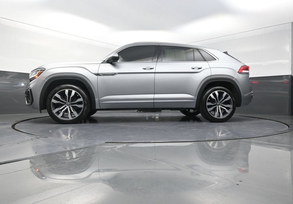 Used 2023 Volkswagen Atlas Cross Sport SEL Premium R-Line AWD/4WD image 24