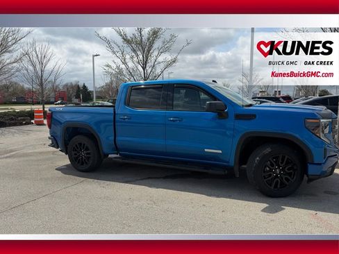 Used 2022 GMC Sierra 1500 Elevation w/ LPO, Elevation Black Package image 4