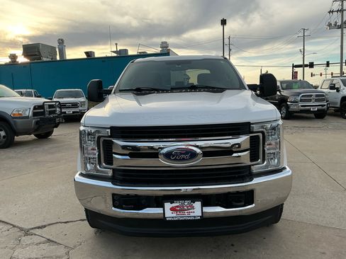 Used 2019 Ford F250 XL w/ STX Appearance Package image 3