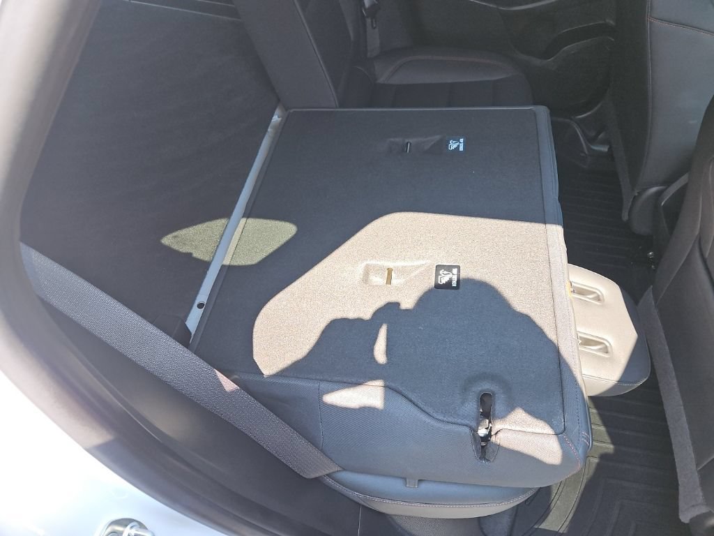 Used 2024 Chevrolet Trax RS w/ Sunroof Package FWD image 30