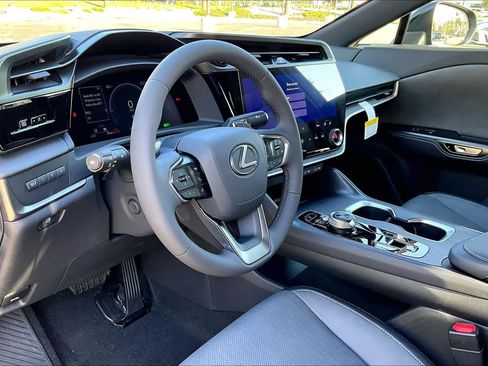 New 2026 Lexus RZ 350e image 10