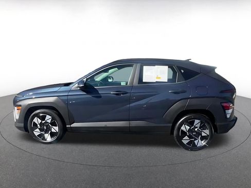 Used 2025 Hyundai Kona SEL image 7