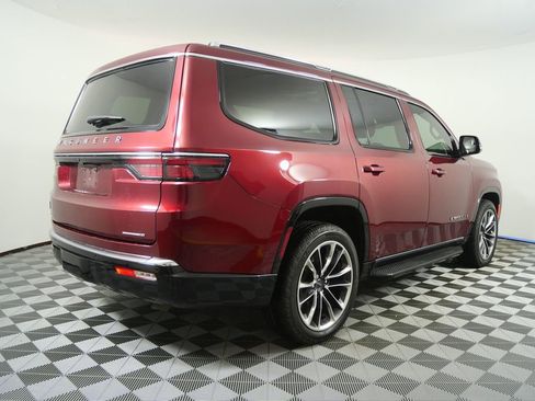 Used 2022 Jeep Wagoneer Series II w/ Premium Group I image 3