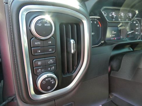 Certified 2022 GMC Sierra 1500 Elevation image 26