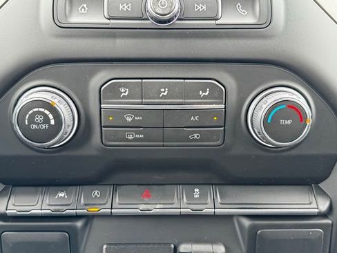 New 2026 Chevrolet Silverado 1500 W/T w/ WT Value Package AWD/4WD image 11