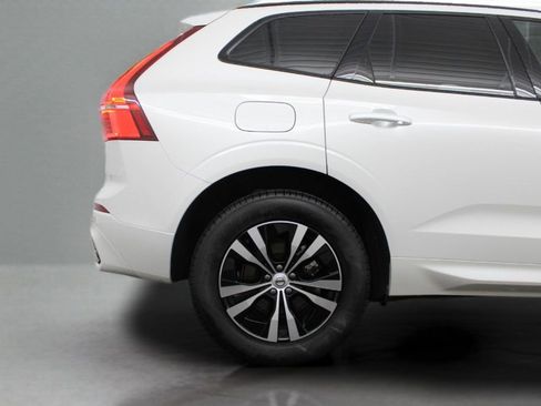 Certified 2025 Volvo XC60 B5 Core image 76