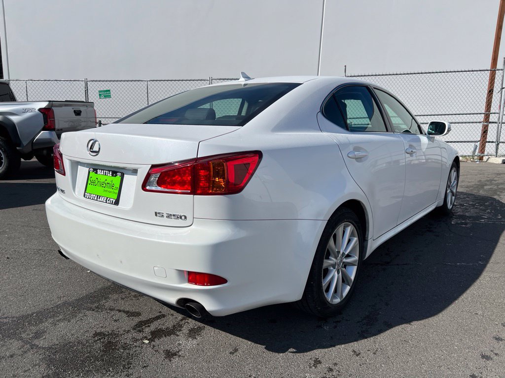 Used 2009 Lexus IS 250 RWD image 4