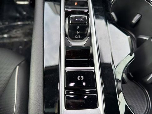 New 2026 Volkswagen Atlas SEL Premium R-Line image 41