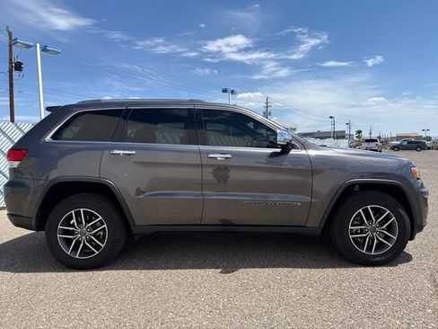Used 2021 Jeep Grand Cherokee Limited AWD/4WD image 6