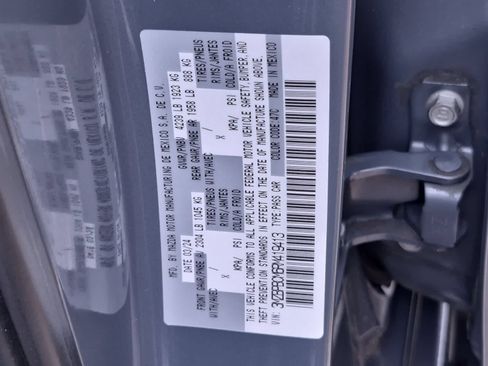 Used 2024 MAZDA MAZDA3 s AWD/4WD image 37