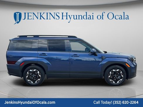Certified 2025 Hyundai Santa Fe SEL FWD image 2