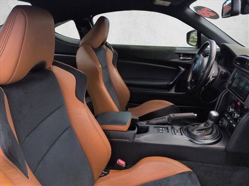 Used 2020 Toyota 86 image 19