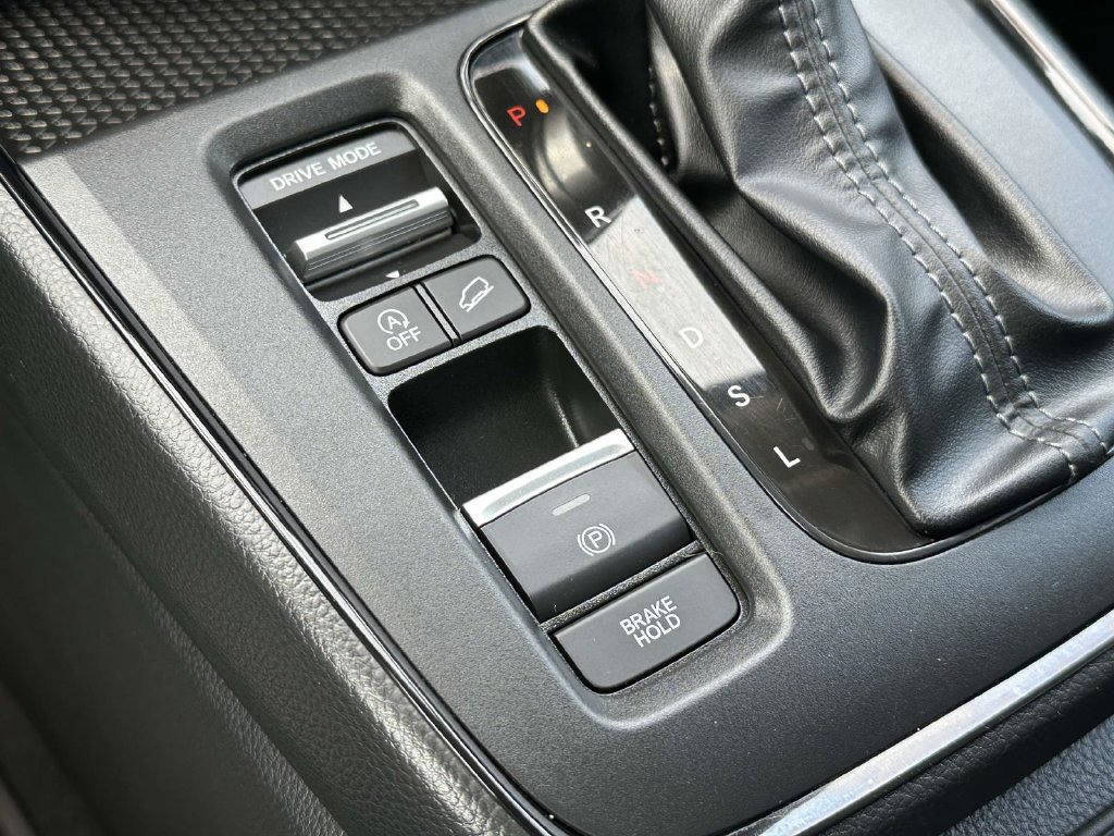 Used 2025 Honda CR-V LX image 28