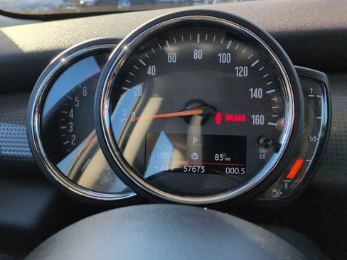 Used 2019 MINI Cooper 2-Door Hardtop image 33