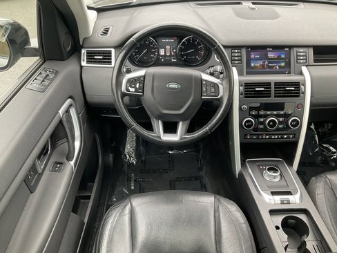 Used 2016 Land Rover Discovery Sport HSE image 24