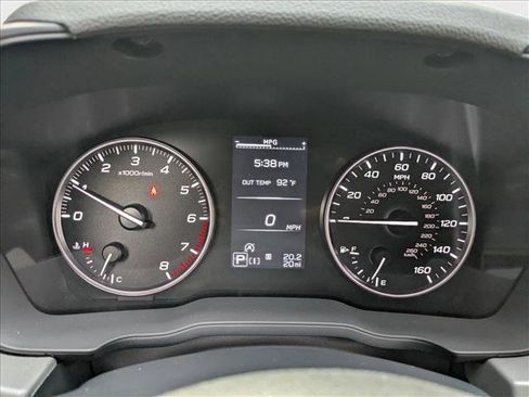 Used 2025 Subaru Crosstrek 2.5i Limited AWD/4WD image 11