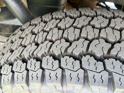 Used 2013 Ford F150 Limited image 9