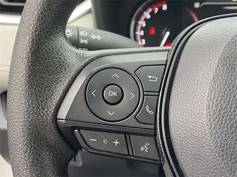 Used 2024 Toyota RAV4 XLE image 19