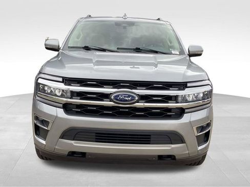 Used 2023 Ford Expedition Limited image 7